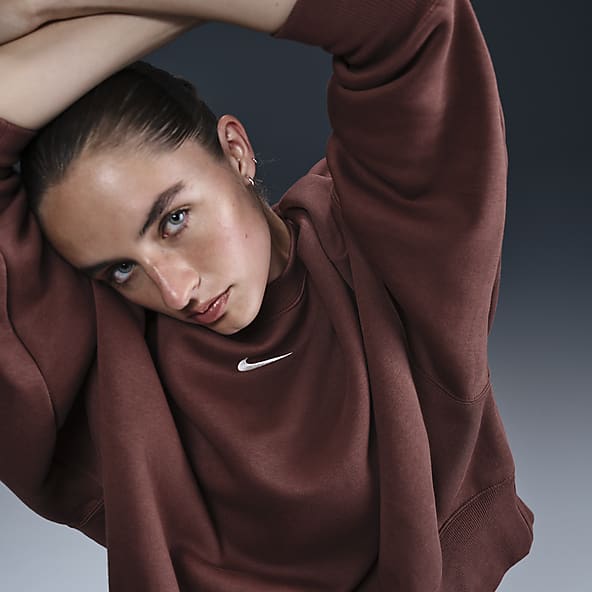 Nike maroon crew neck on sale